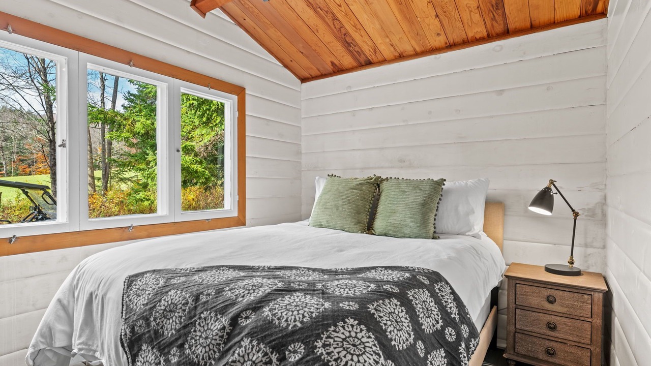 Photo of Bedroom in Enosburg Falls