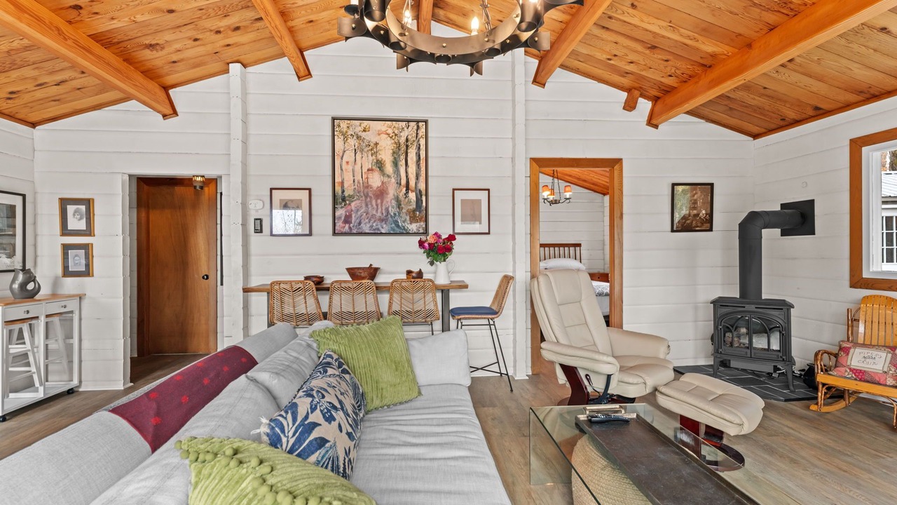 Photo of Livingroom in Enosburg Falls