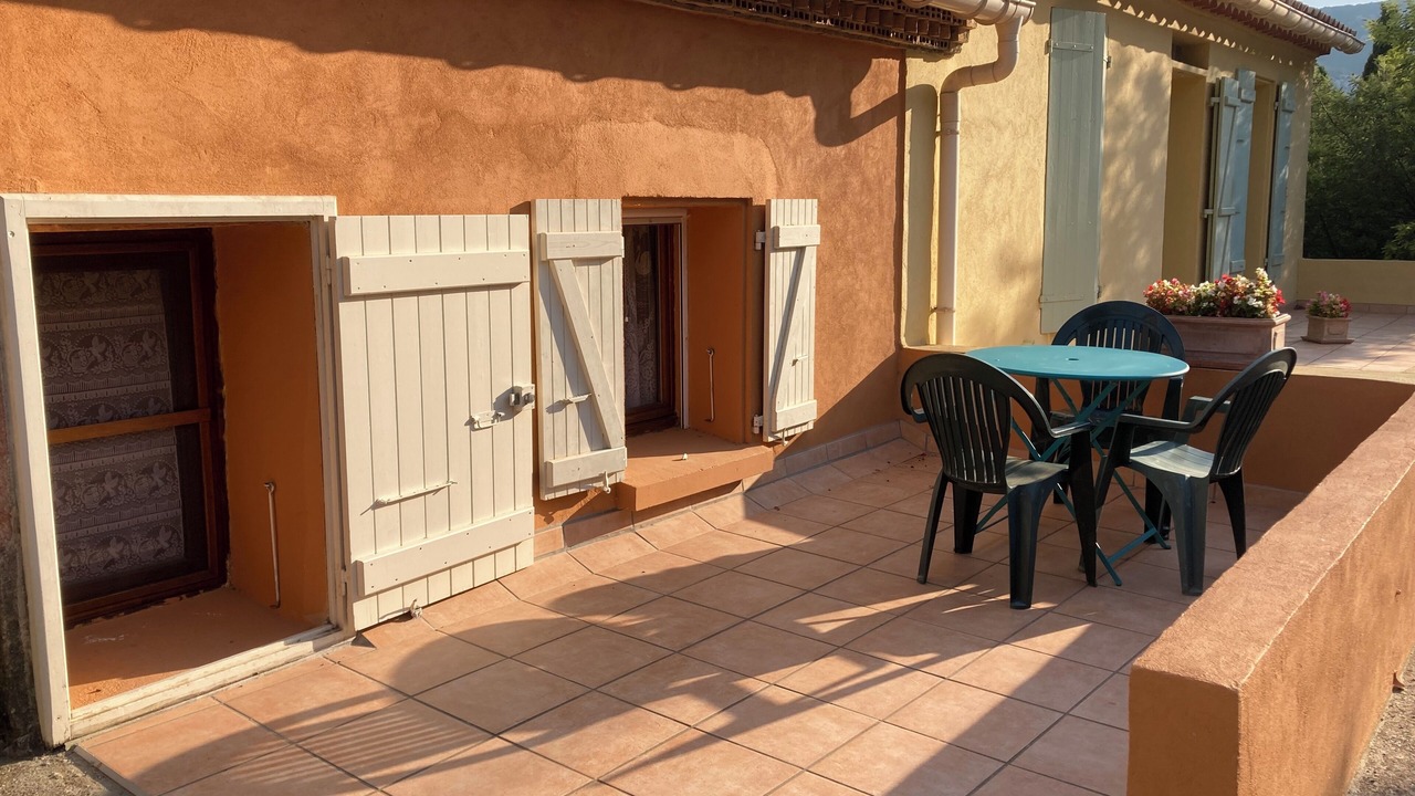 Photo of Outdoor in Feuilla