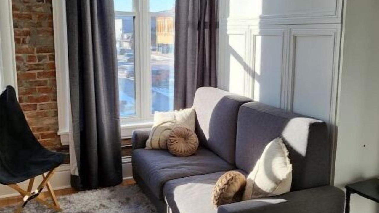 Photo of Livingroom in Knoxville