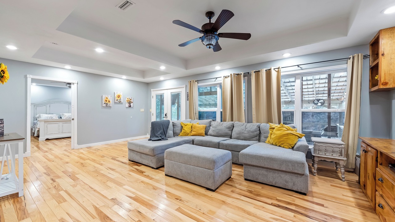 Photo of Livingroom in Hartford