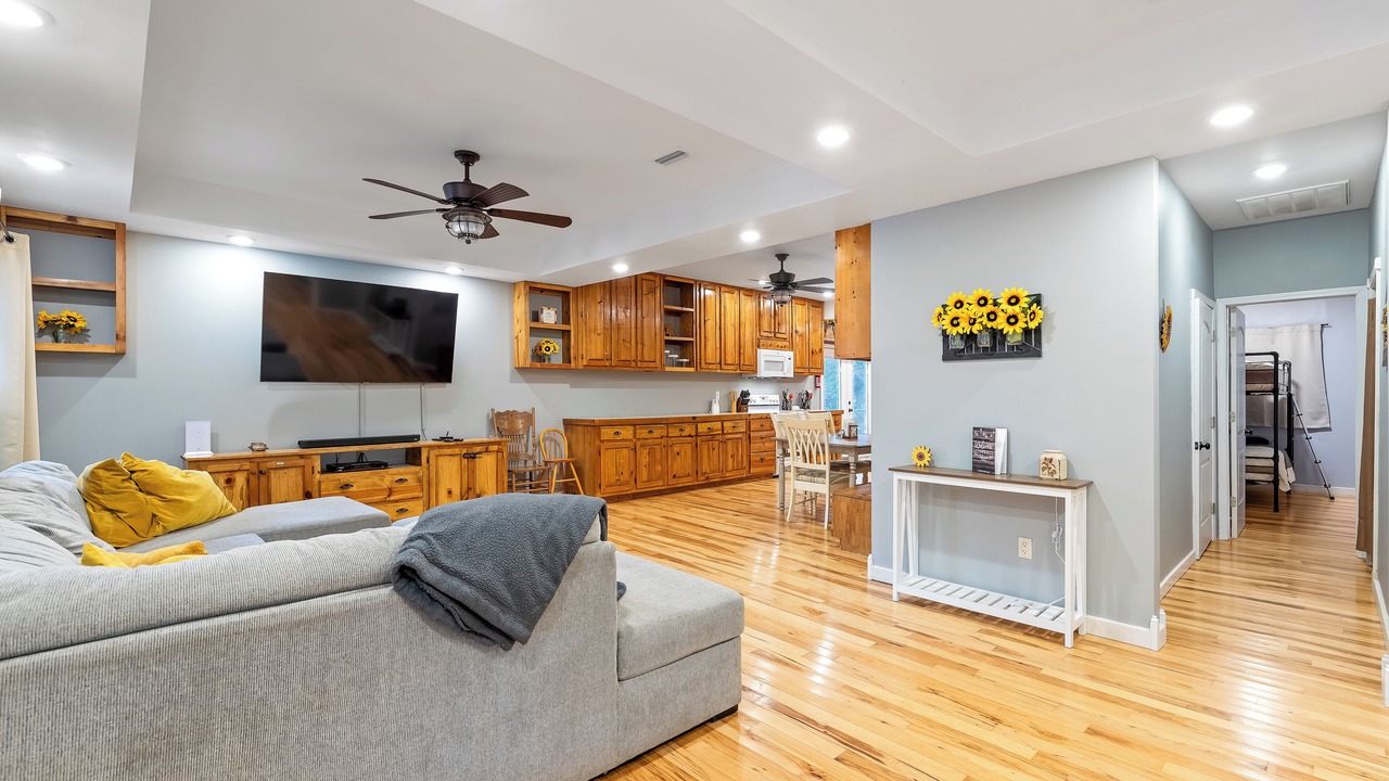 Photo of Livingroom in Hartford