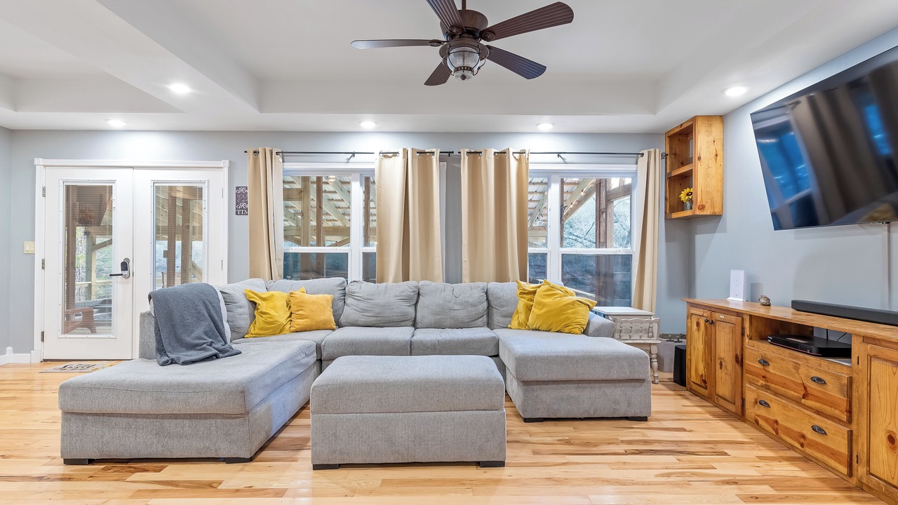 Photo of Livingroom in Hartford