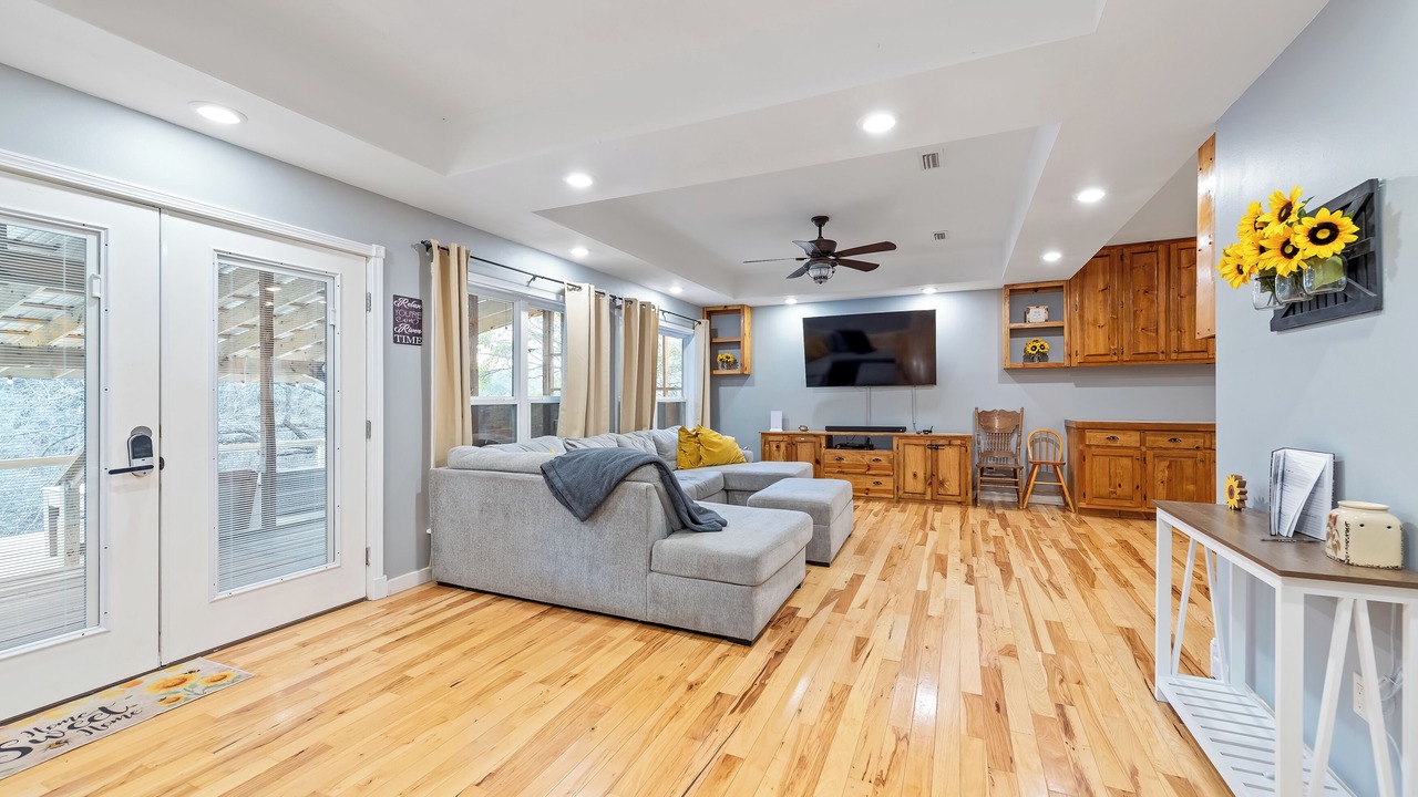 Photo of Livingroom in Hartford