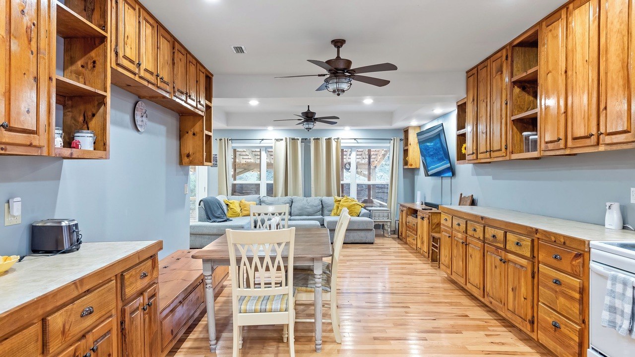 Photo of Livingroom in Hartford