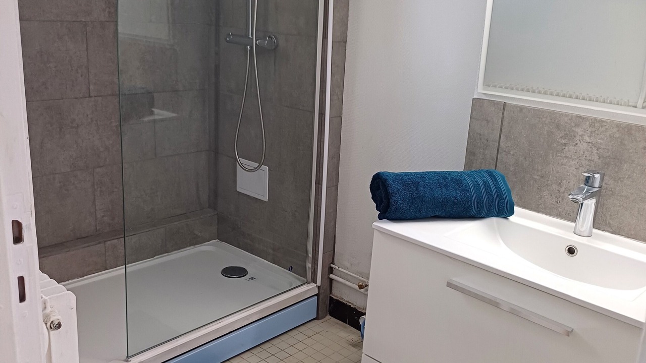 Photo of Bathroom in Laxou