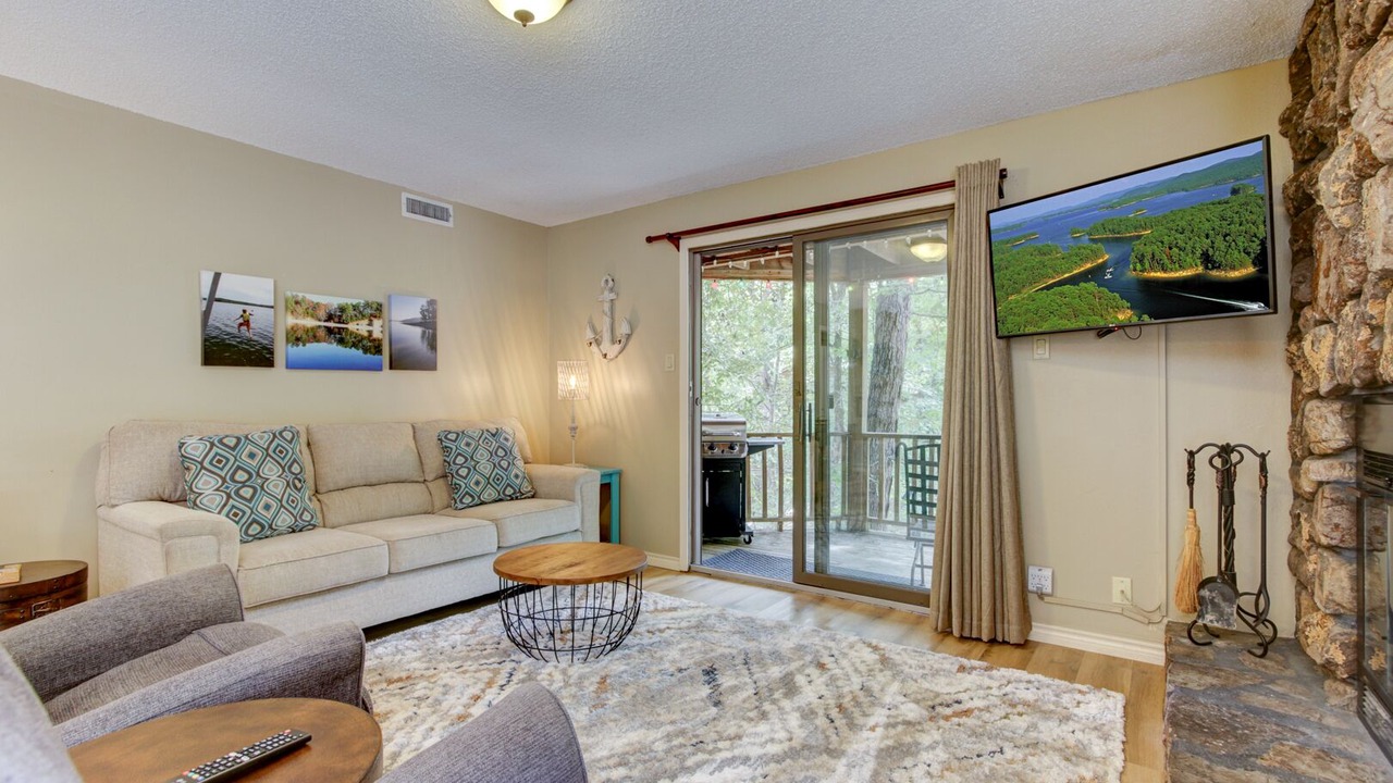 Photo of Bedroom in Mount Ida