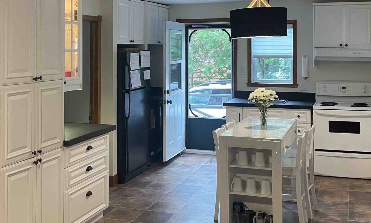 Photo of Kitchen in Fossambault-sur-le-Lac