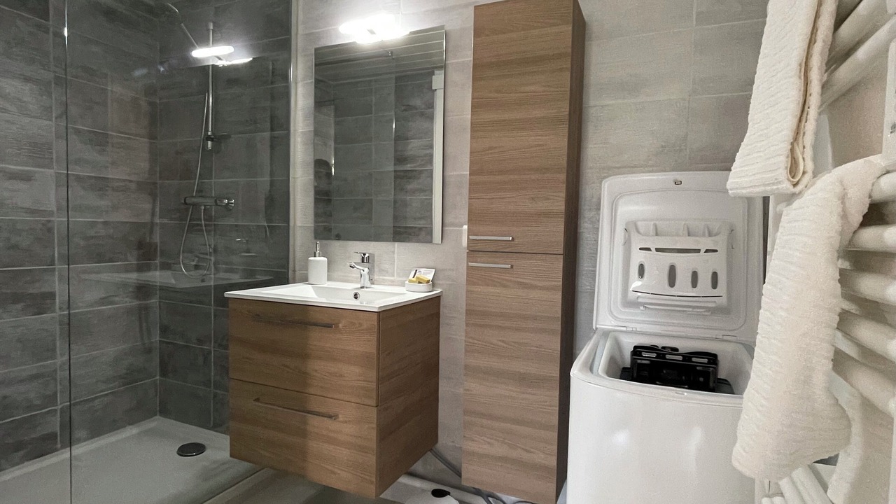 Photo of Bathroom in Mende