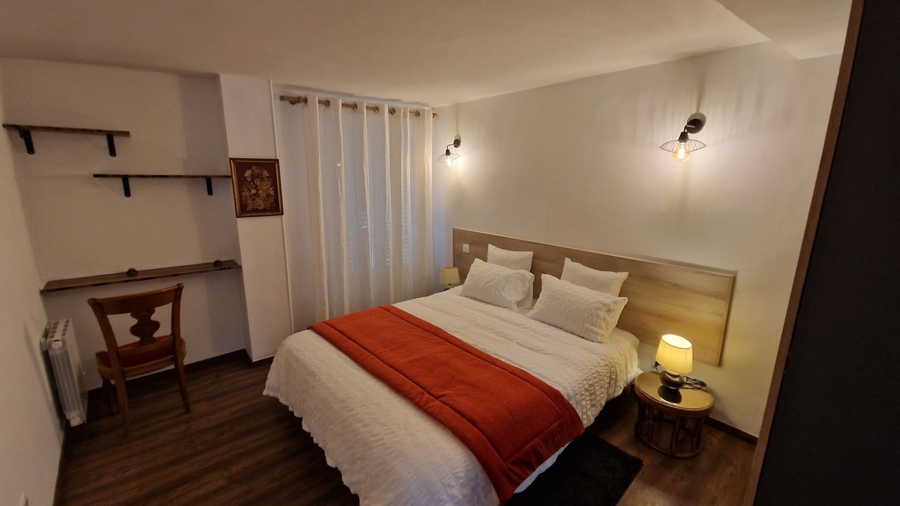 Photo of Bedroom in Chateau-Thierry