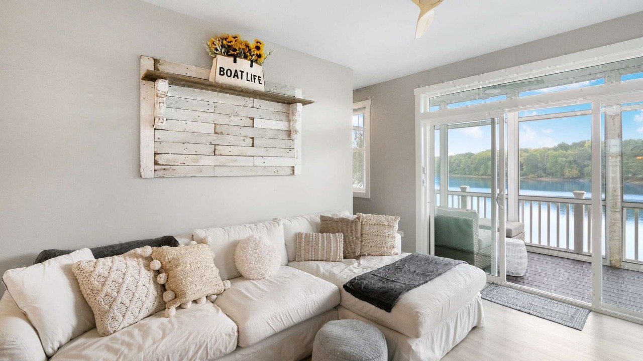 Photo of Livingroom in Ottawa