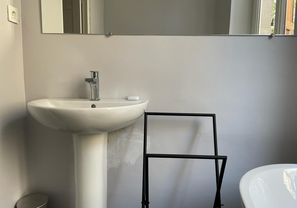 Photo of Bathroom in Peyriac-de-Mer