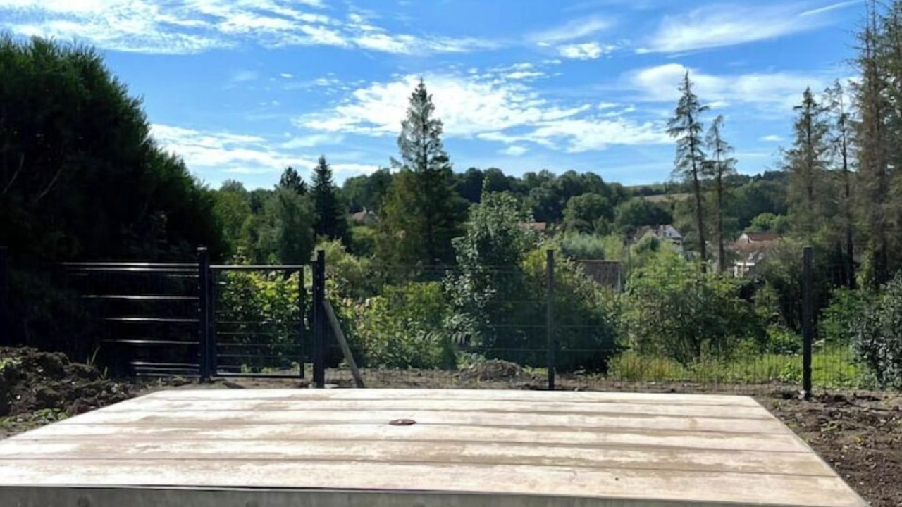 Photo of Patio Balcony in Enquin-sur-Baillons
