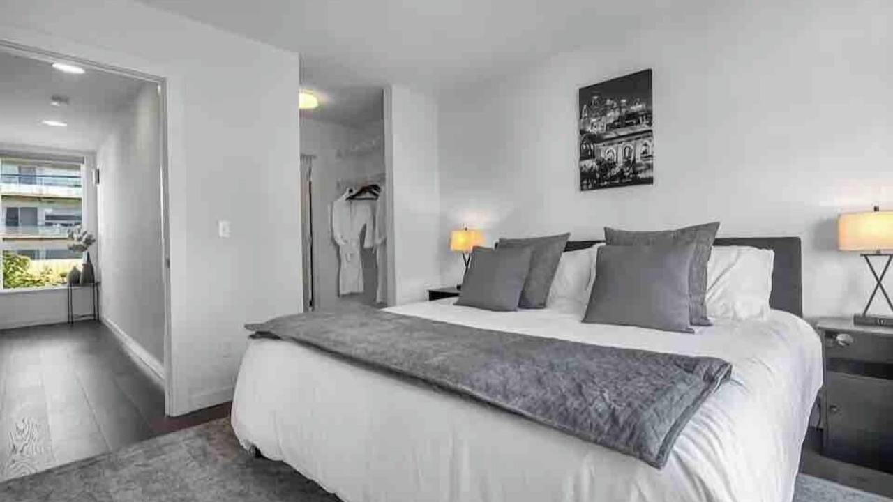 Photo of Bedroom in Eastlake