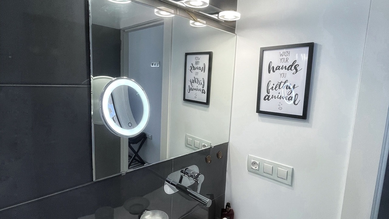 Photo of Bathroom in Pueblo Latino