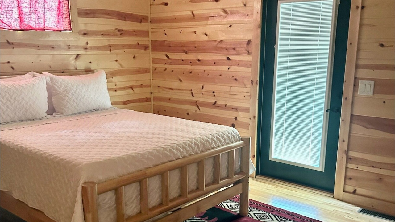 Photo of Bedroom in Murphy