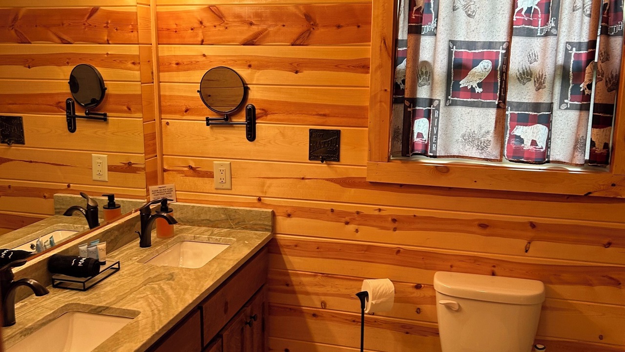 Photo of Bathroom in Murphy