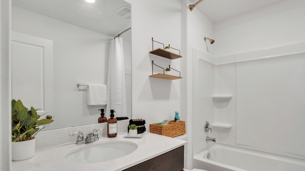 Photo of Bathroom in Del Valle