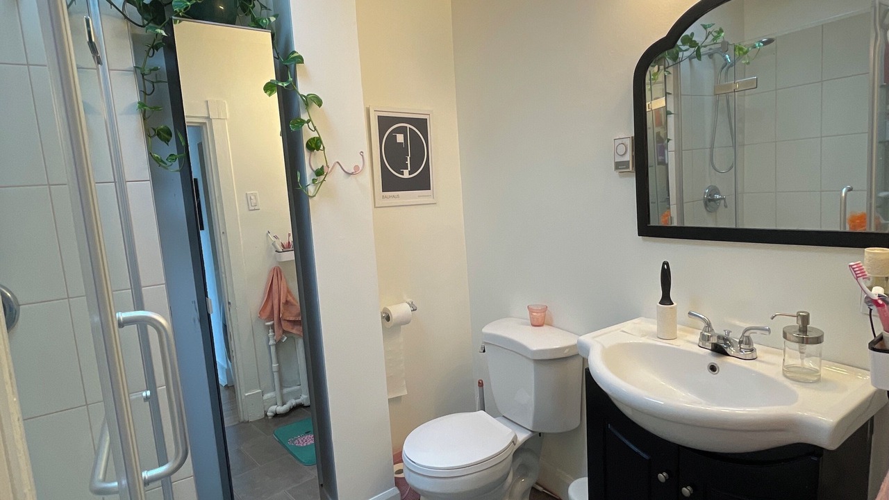 Photo of Bathroom in Montcalm