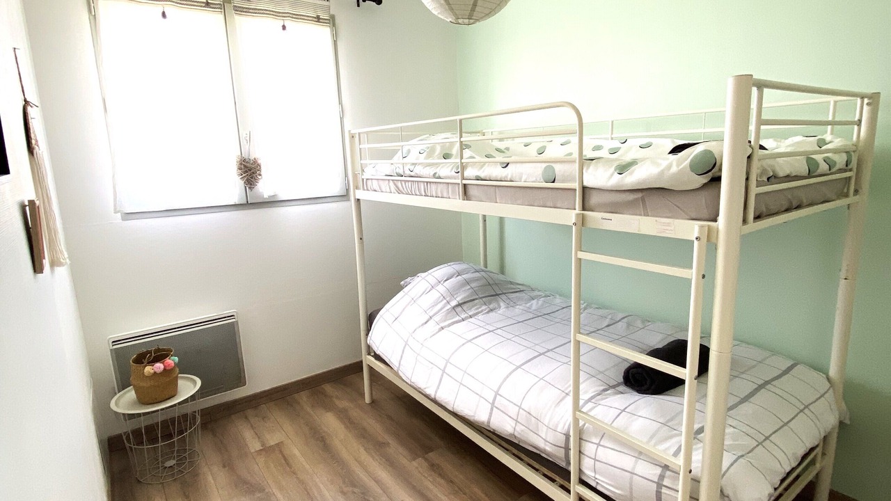 Photo of Bedroom in Allez-et-Cazeneuve