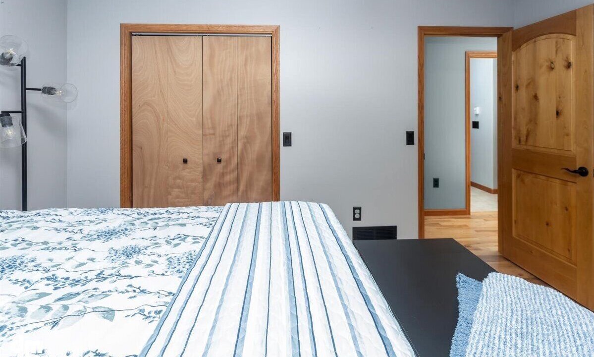 Photo of Bedroom in Knik-Fairview