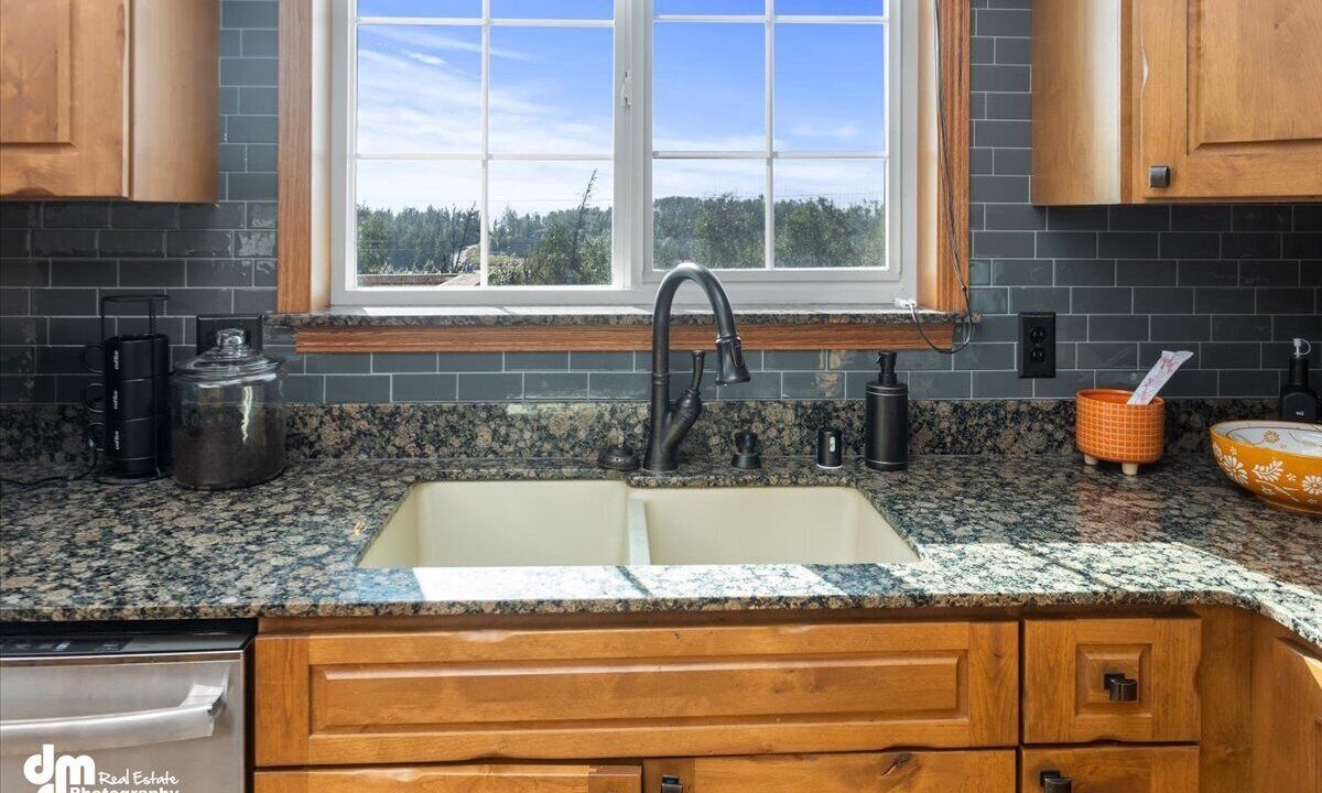Photo of Kitchen in Knik-Fairview