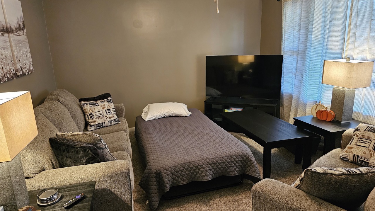 Photo of Livingroom in Hebron
