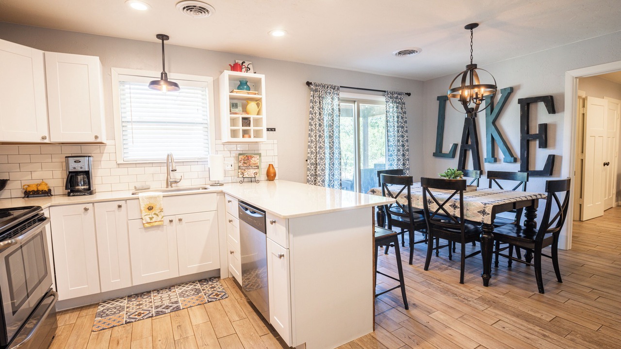 Photo of Kitchen in Sulphur