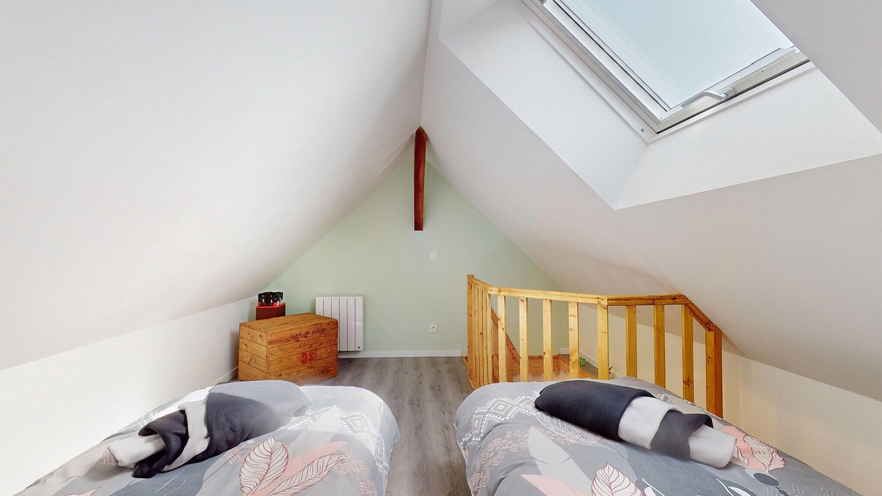 Photo of Others in Neuilly-le-Vendin