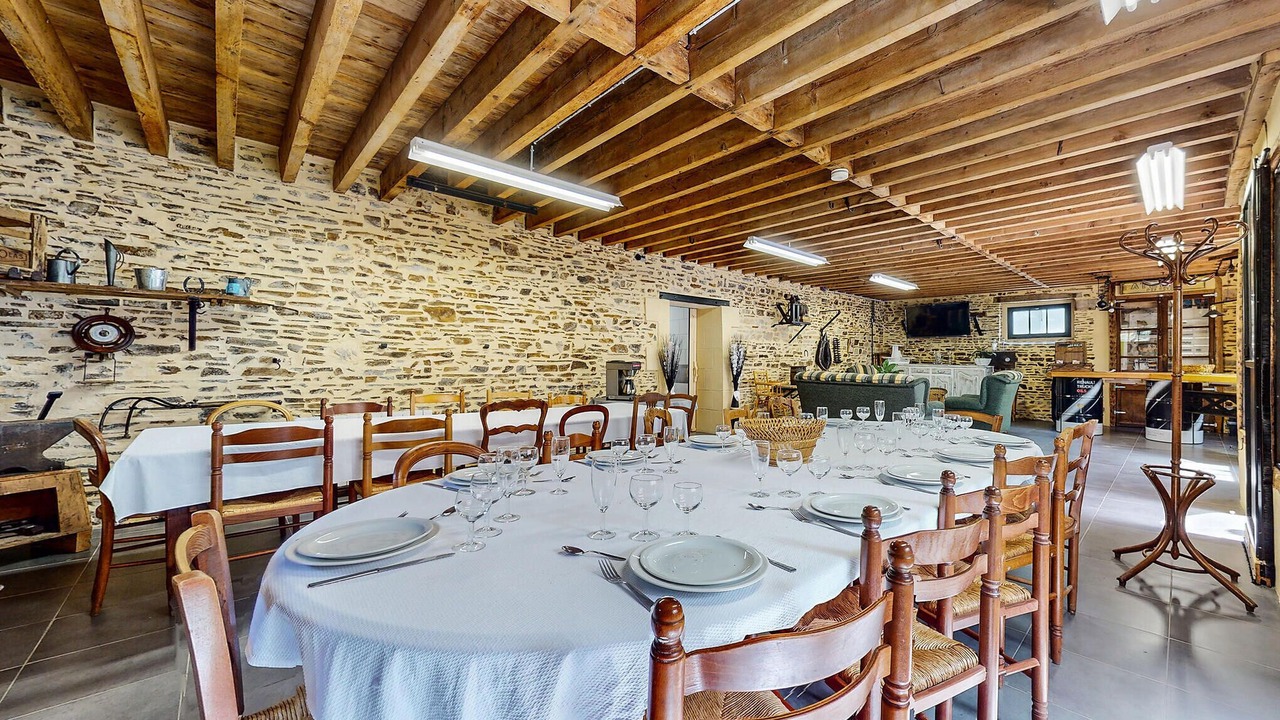 Photo of Others in Neuilly-le-Vendin