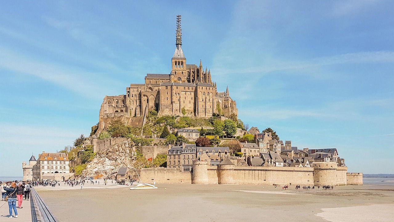 Photo of Others in Neuilly-le-Vendin