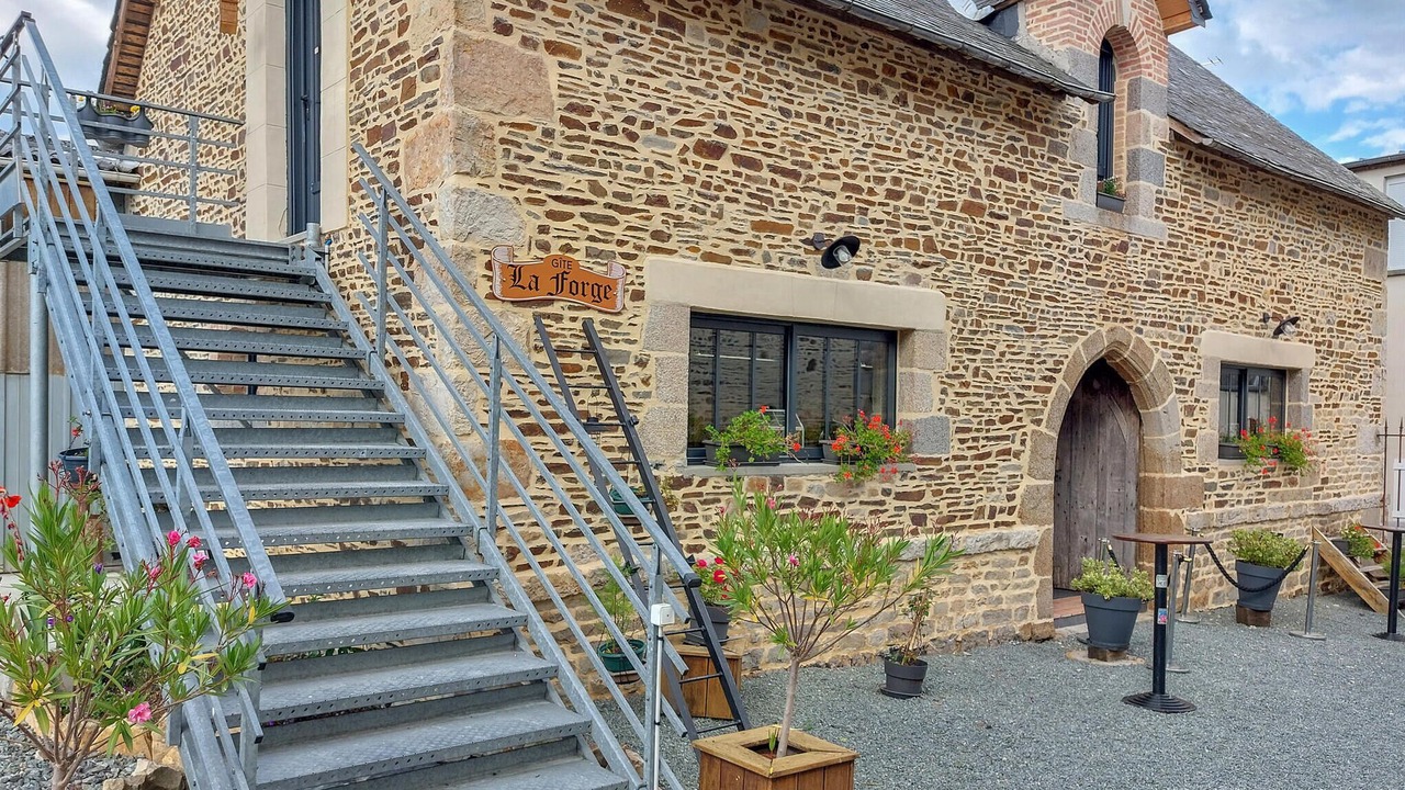 Photo of Others in Neuilly-le-Vendin