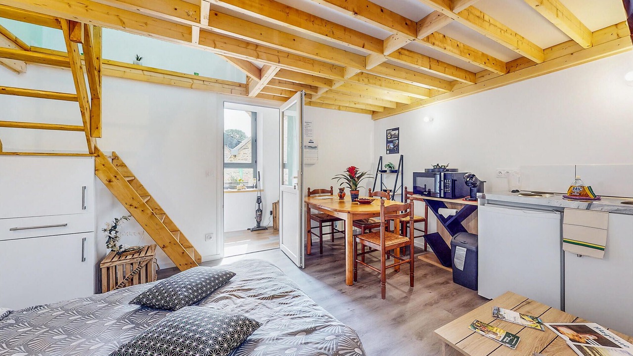 Photo of Bedroom in Neuilly-le-Vendin