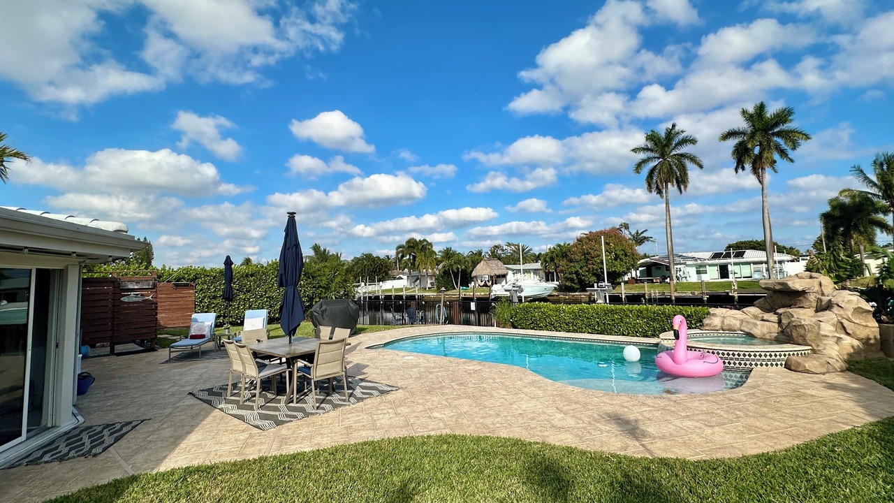 Photo of Outdoor in Garden Isles