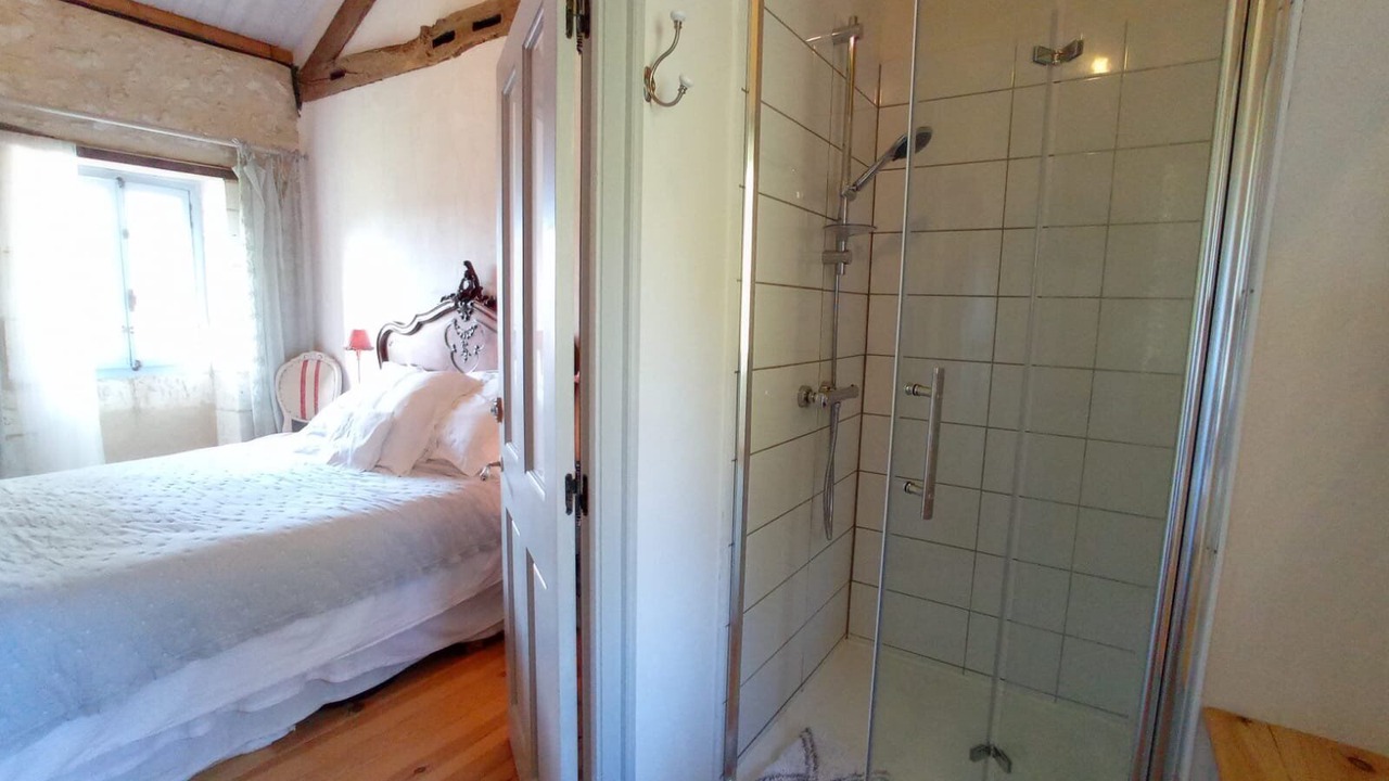 Photo of Bathroom in Festalemps