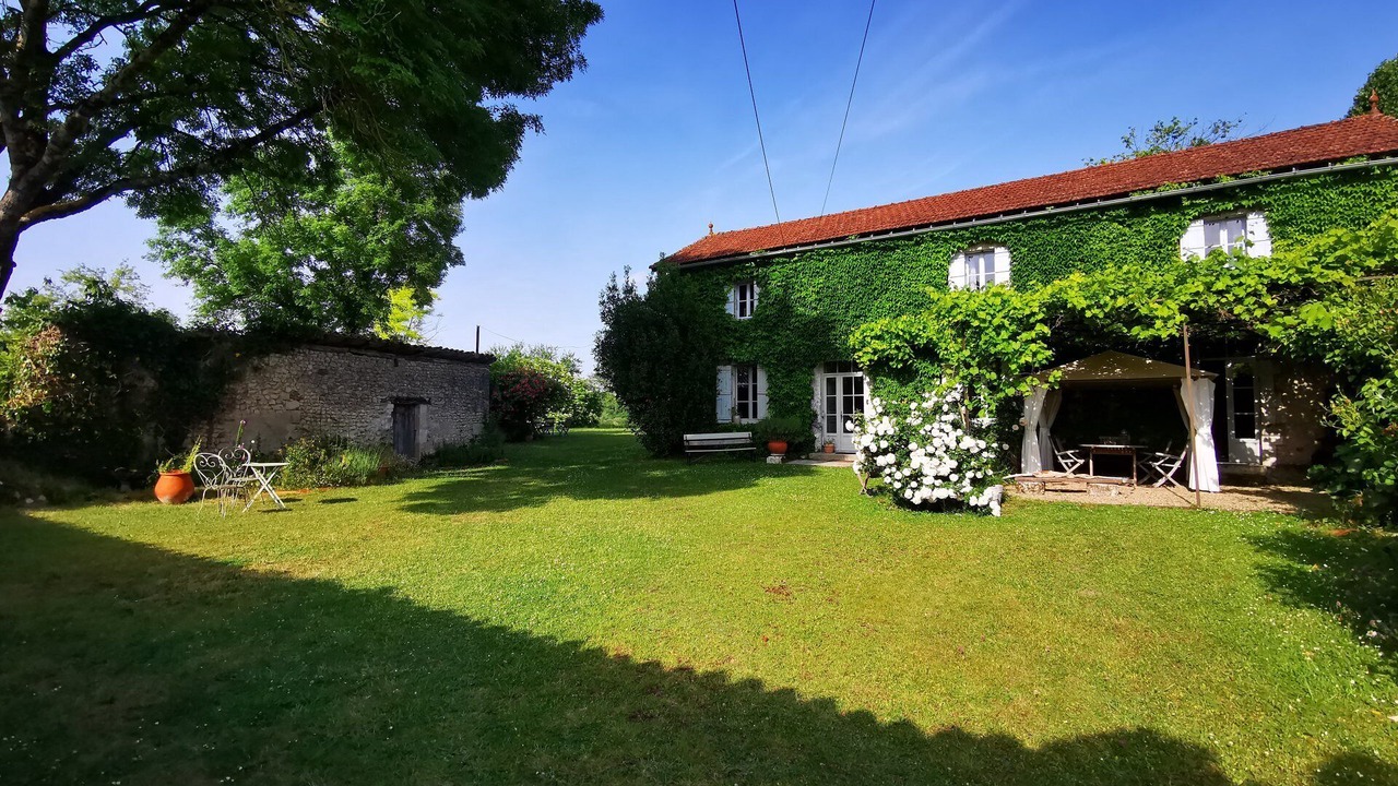 Photo of Outdoor in Festalemps