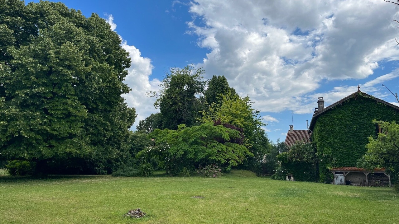 Photo of Outdoor in Festalemps