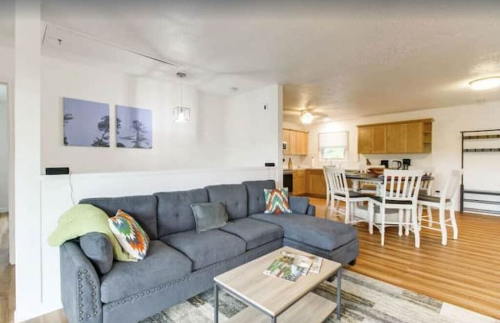 Photo of Livingroom in Hot Springs