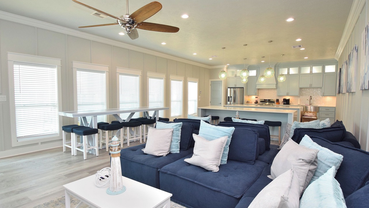Photo of Livingroom in Crystal Beach