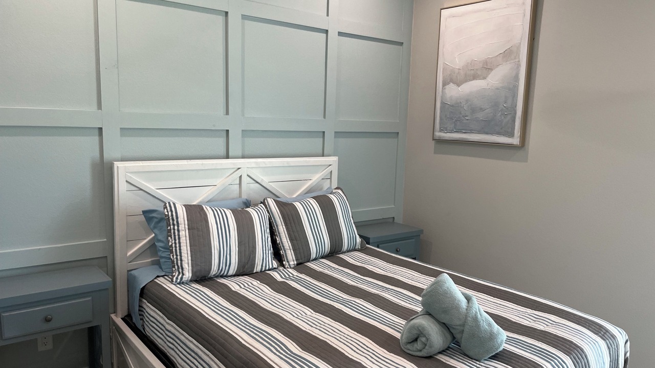Photo of Bedroom in Crystal Beach