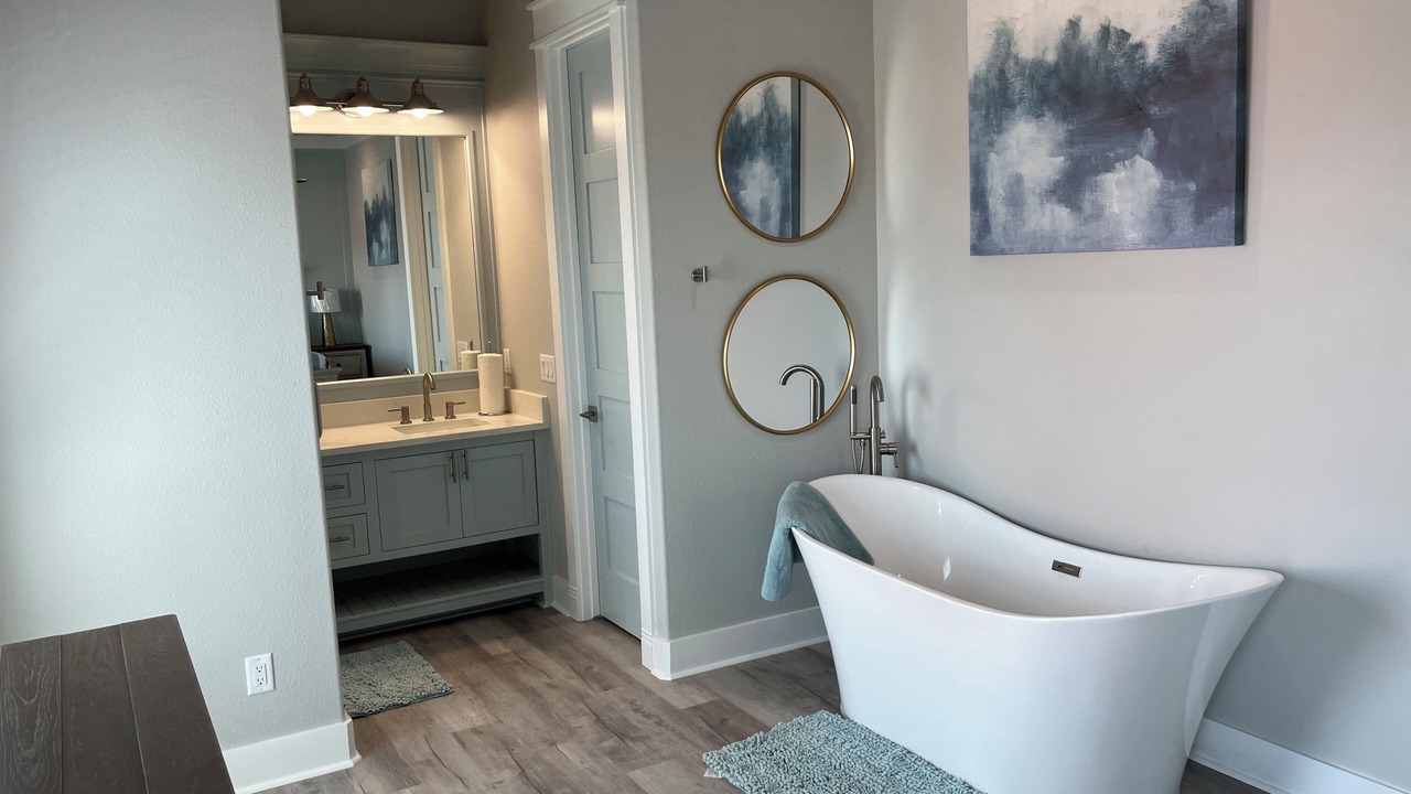 Photo of Bathroom in Crystal Beach