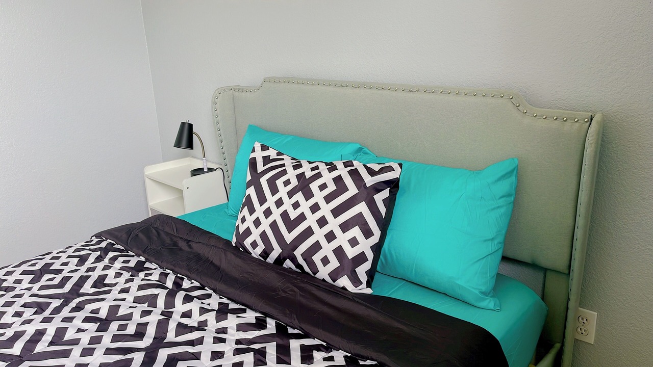 Photo of Bedroom in Southwest Arlington