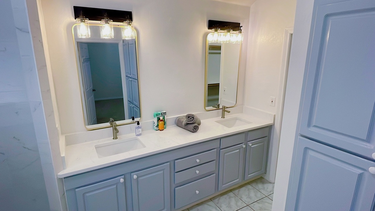 Photo of Bathroom in Southwest Arlington