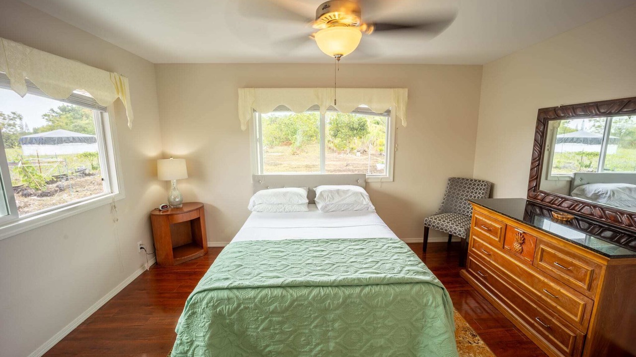 Photo of Bedroom in Keaau