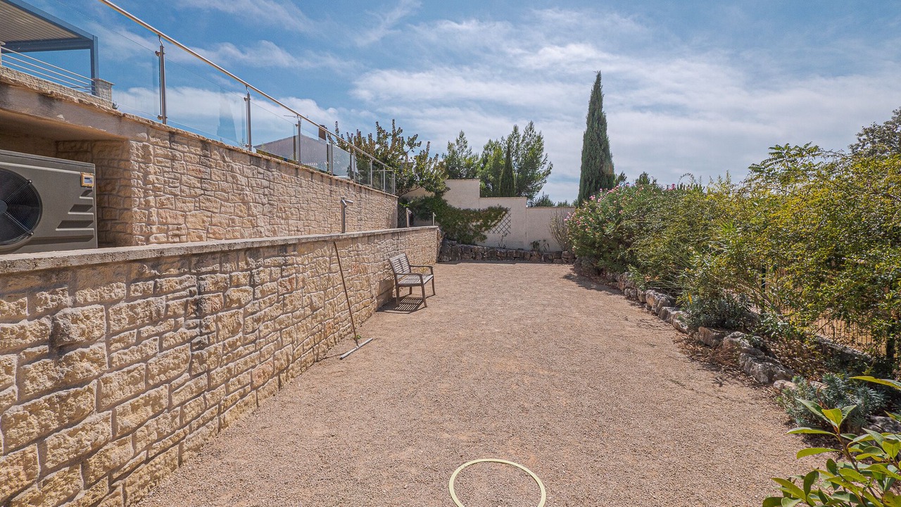 Photo of Outdoor in Saint-Hippolyte-de-Montaigu