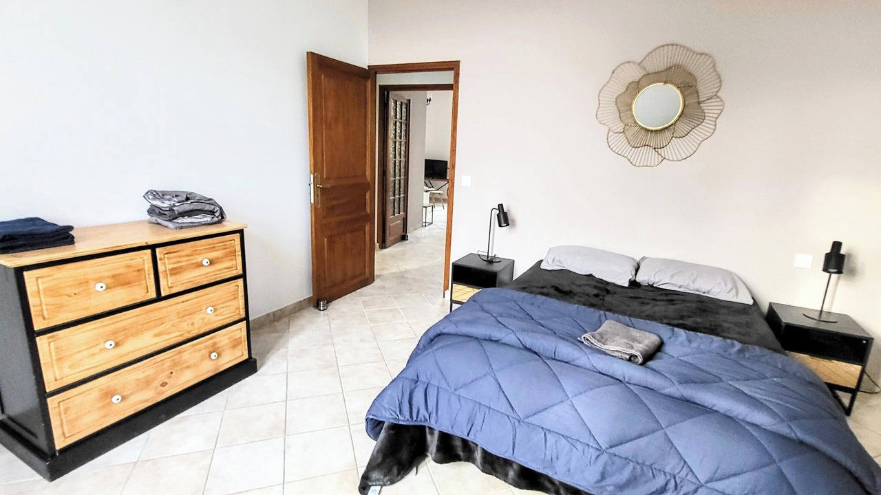 Photo of Bedroom in Pierrelatte