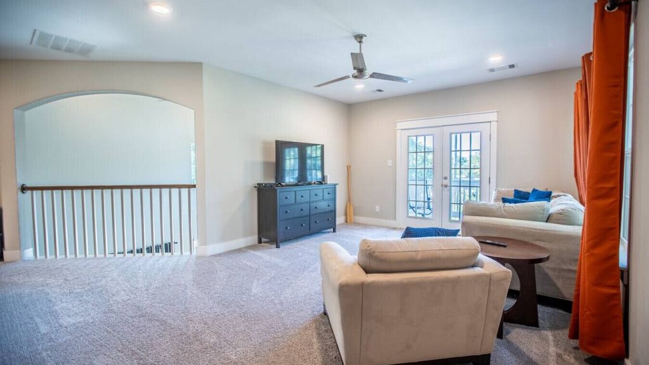 Photo of Livingroom in Pottsboro