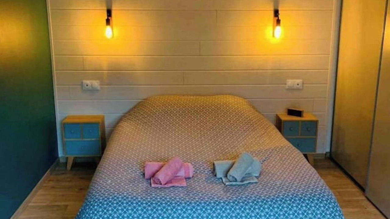 Photo of Bedroom in Alencon