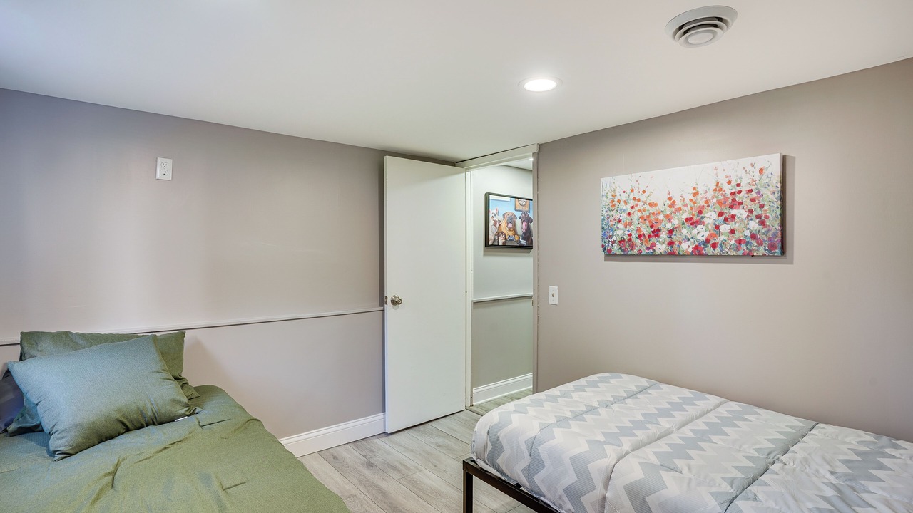 Photo of Bedroom in Golden Valley
