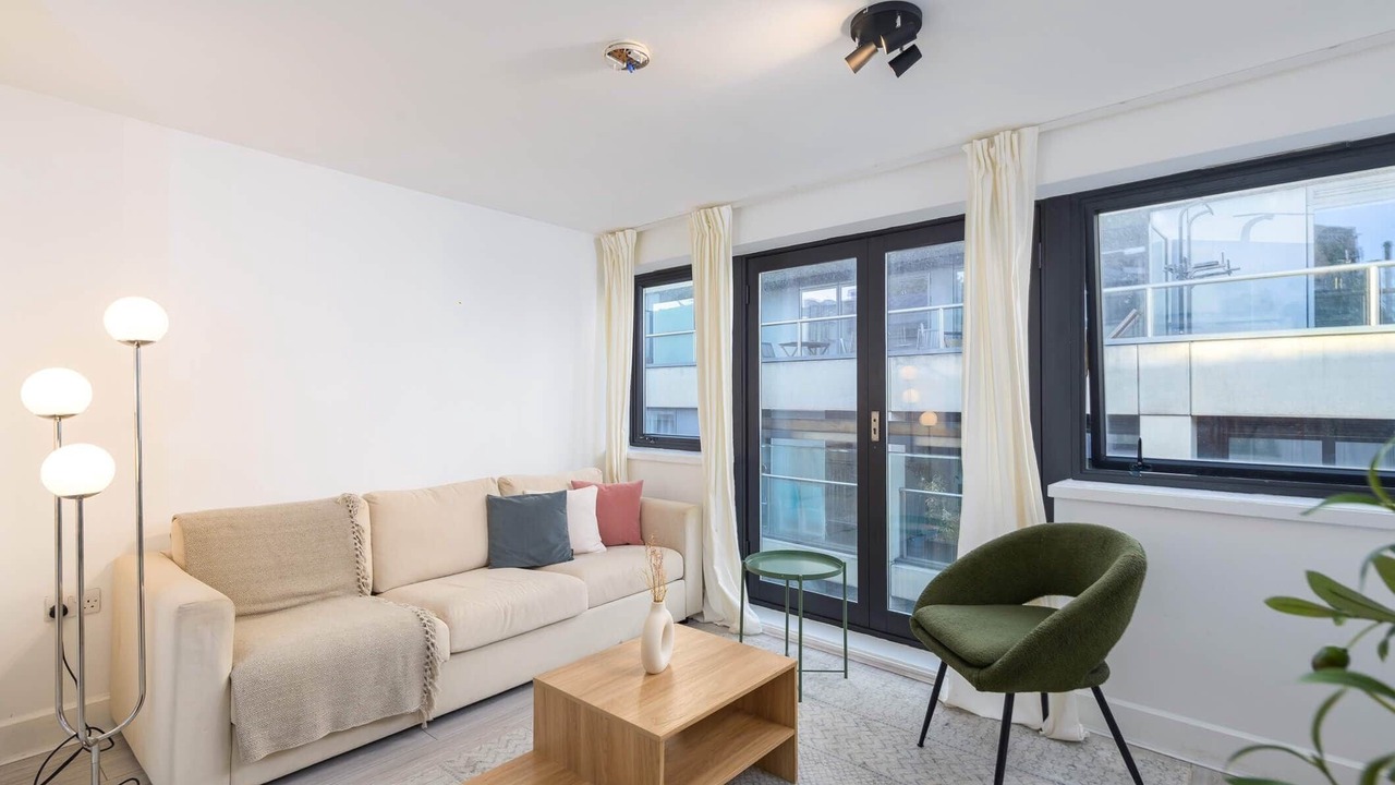 Photo of Livingroom in Bunhill